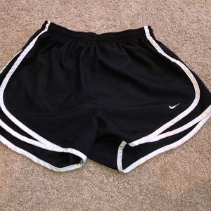 Black nike shorts